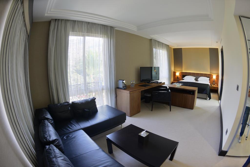 Lamunia Hotel Tripoli Exterior photo