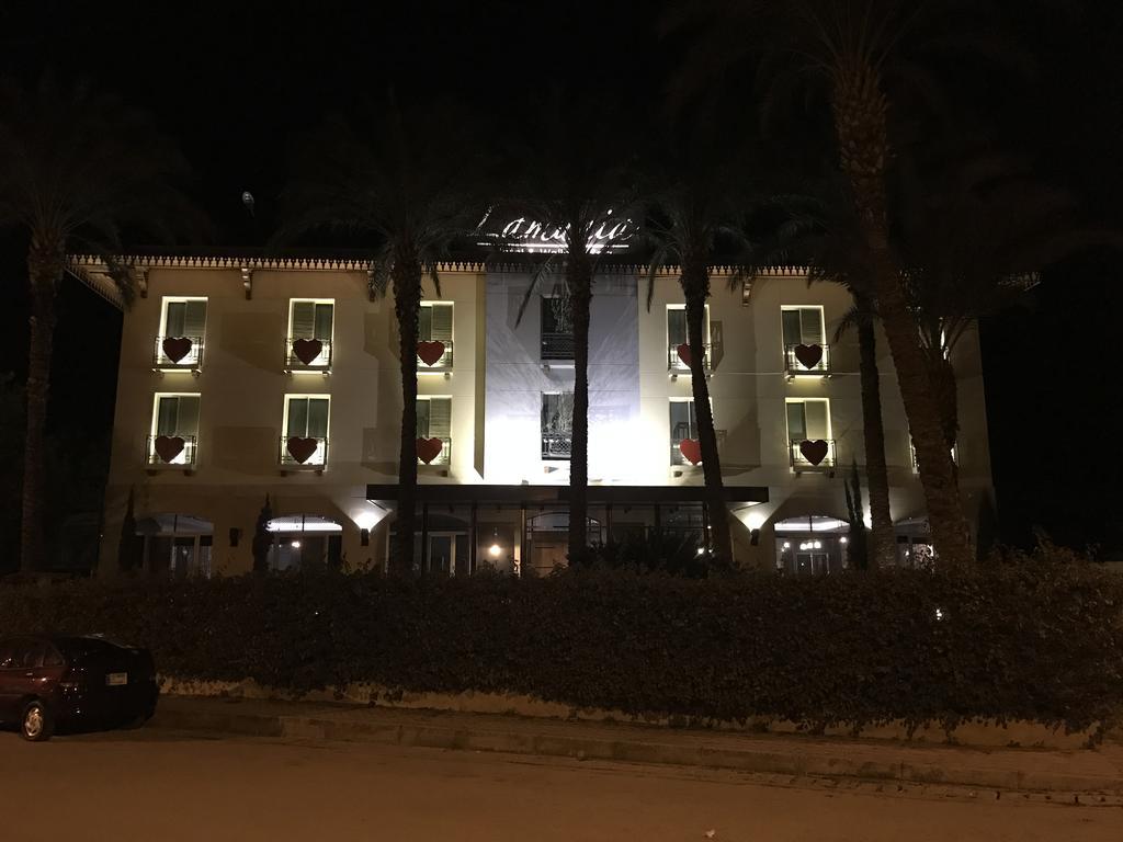 Lamunia Hotel Tripoli Exterior photo